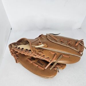 Pro Line Youth Baseball Glove Right Hand Throw 11” T-370 Super P Design Used. 